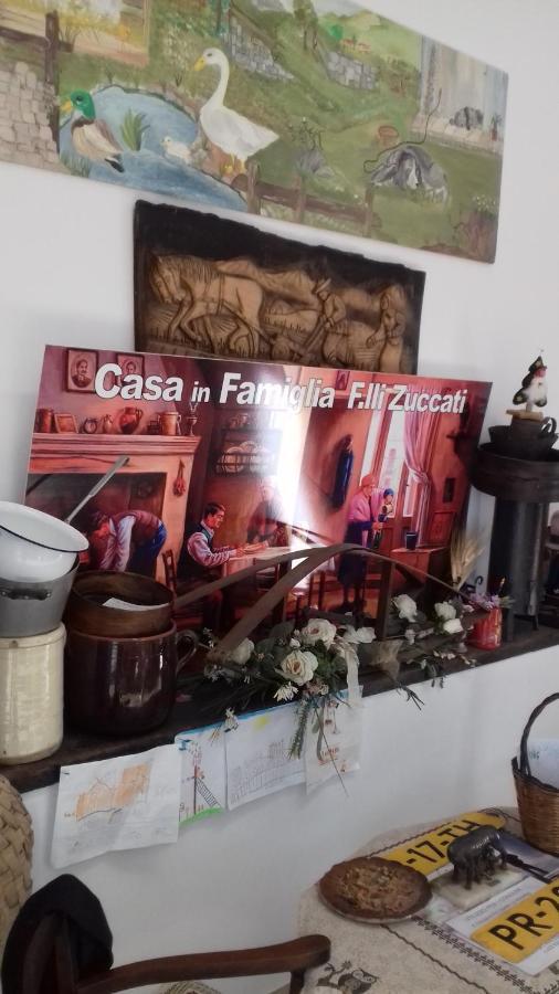 Villa Glori Affitto Camere Monolocali Carpi Bagian luar foto